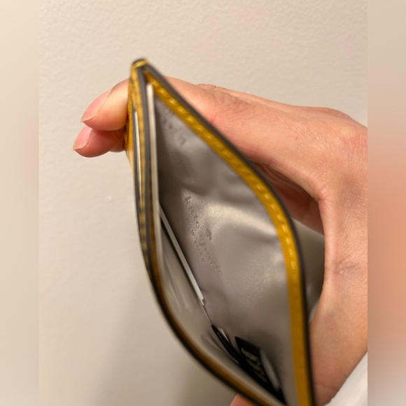 Kate Spade Madison Saffiano Leather Small Slim Card Holder - Picture 2 of 3